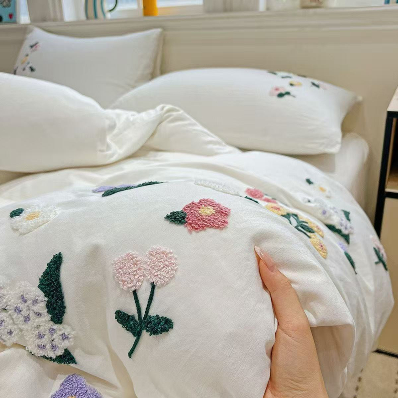 غطاء لحاف مطرز بنقوش زهرية أني - مراجعة Aesthetic Floral Duvet Cover وسعره